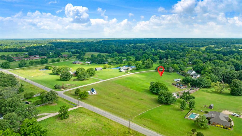 146 County Road Powderly, TX 75473 - Photo 16 of 40