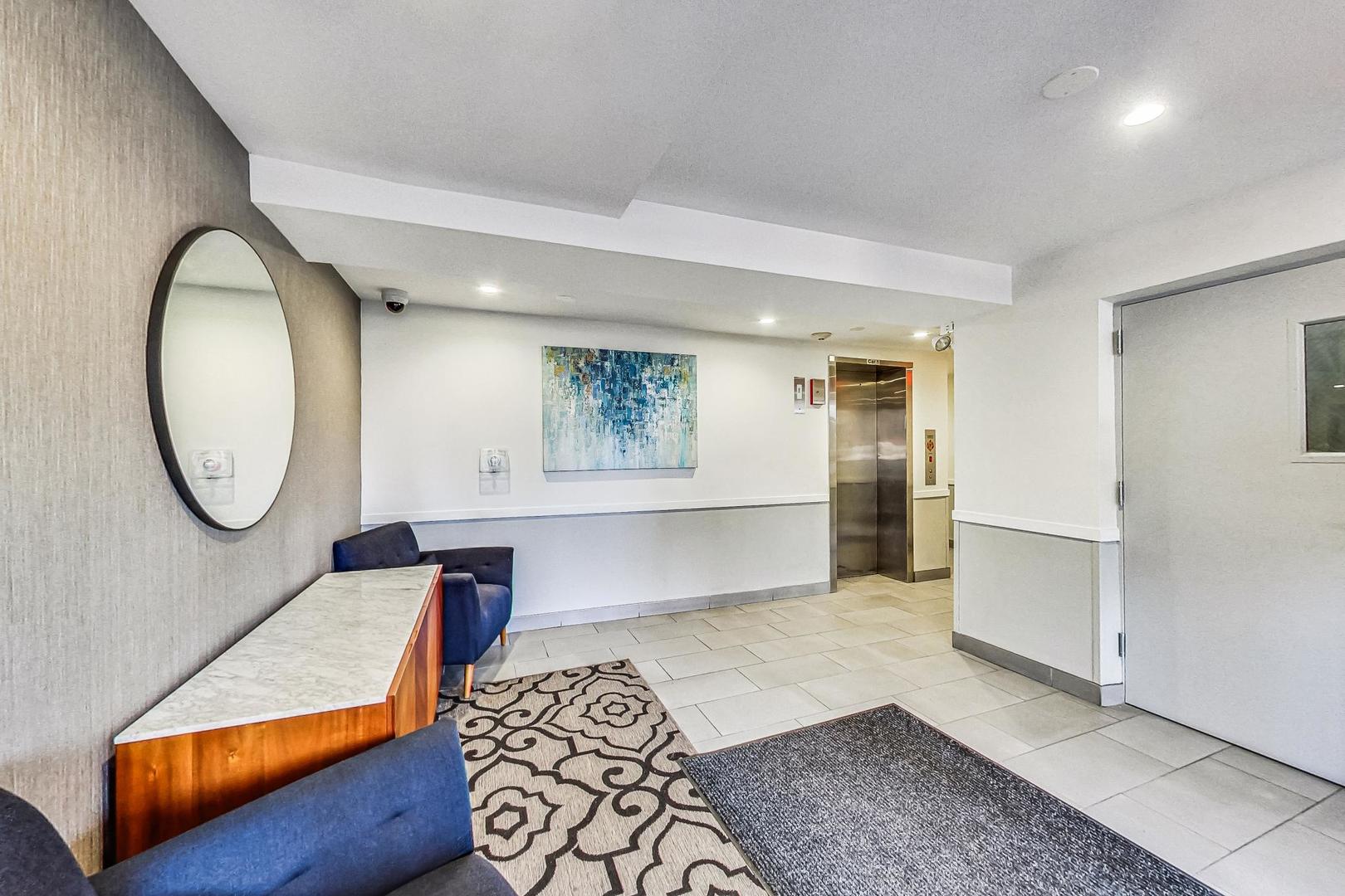 5400 North Sheridan Road, Unit 210 Chicago, IL 60640 - Photo 12 of 14