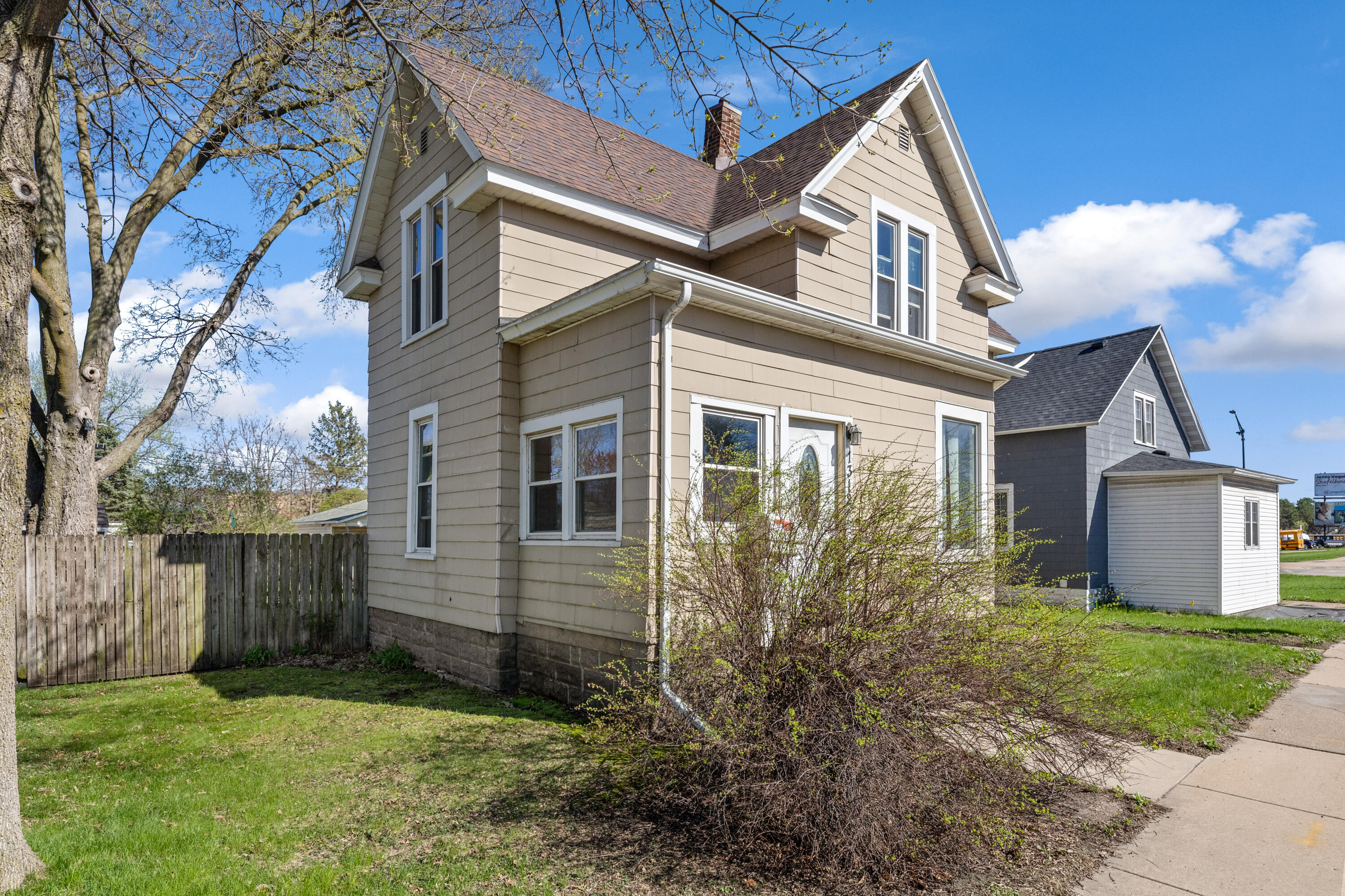 1312 George Street La Crosse, WI 54603 - Photo 20 of 20 1312 George St (20)