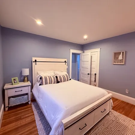 $3,300 | 58 Metropolitan Avenue, Unit 1, Boston, MA 02131