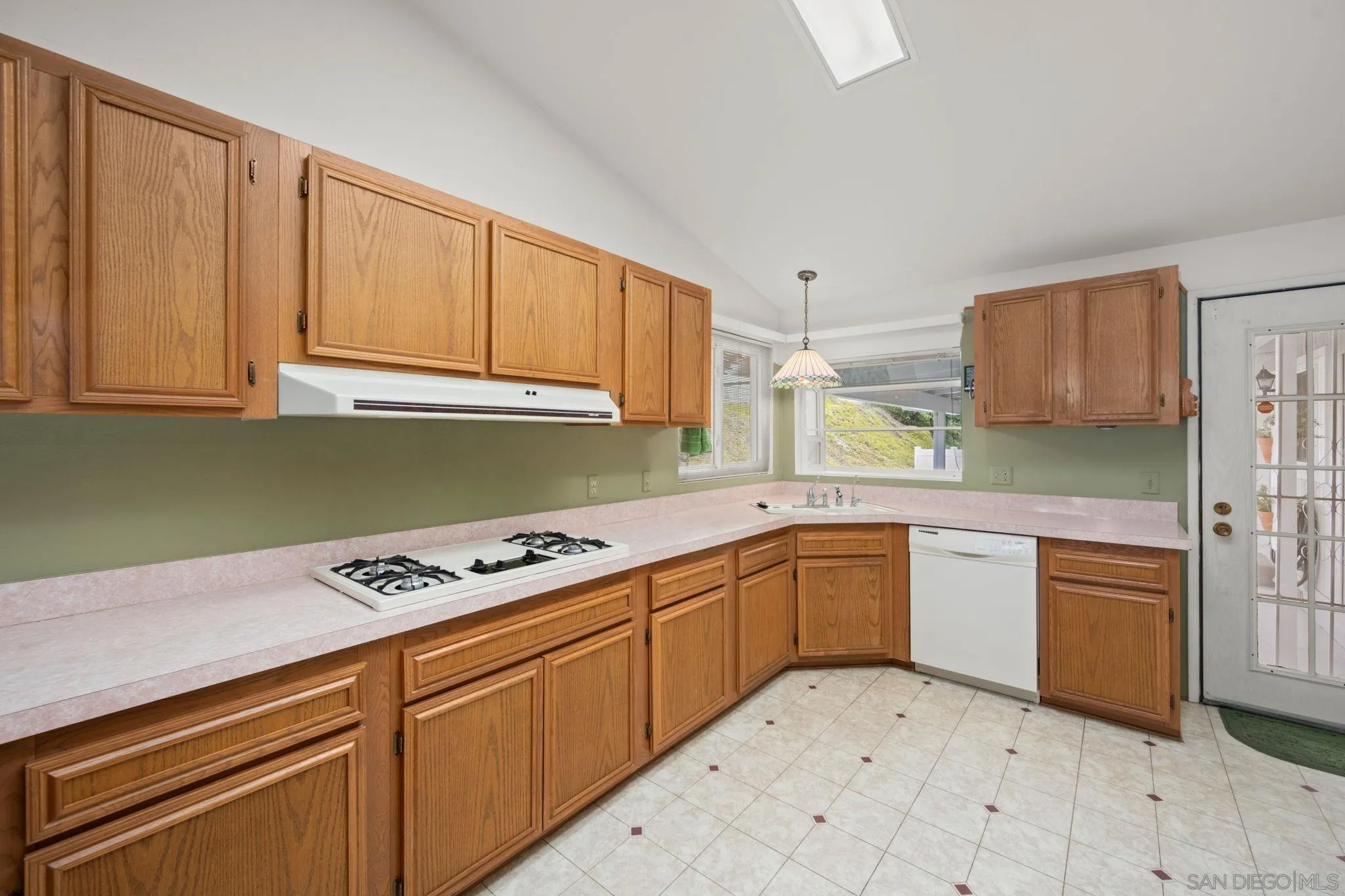 4465 Topaz Lane Oceanside, CA 92056 - Photo 21 of 37