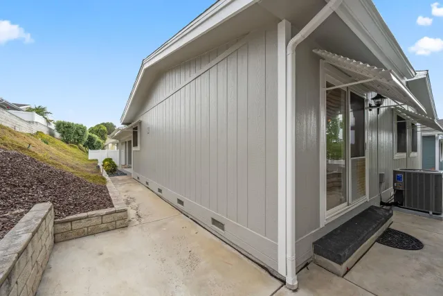 $600,000 | 4465 Topaz Lane, Oceanside, CA 92056