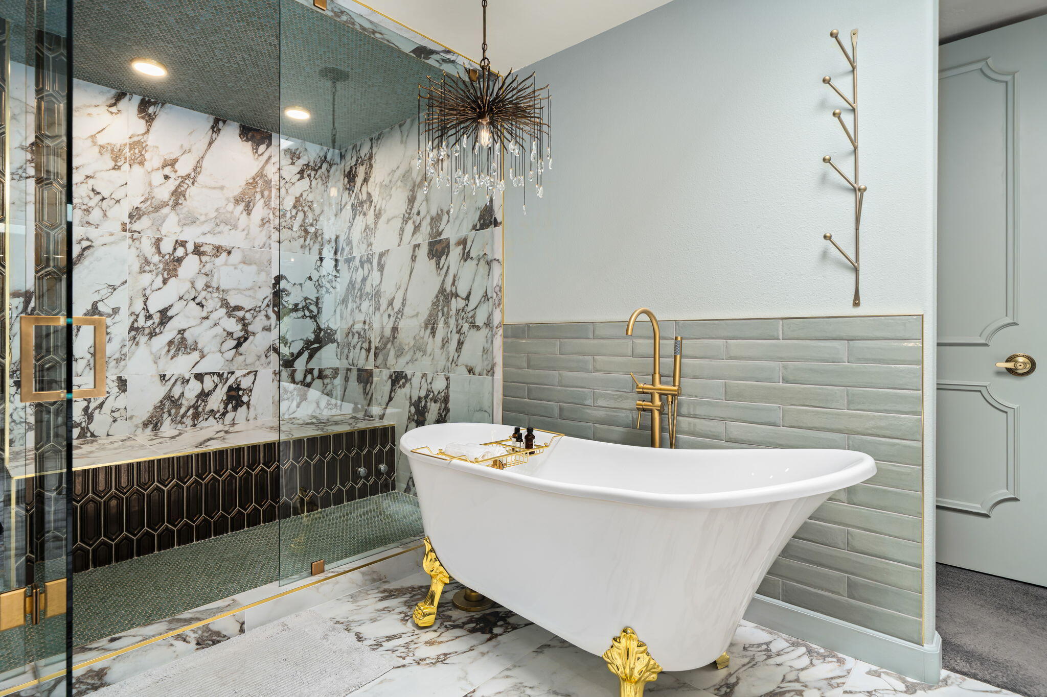 88 Princeton Drive Rancho Mirage, CA 92270 - Photo 19 of 37 a bathroom with a bathtub and shower