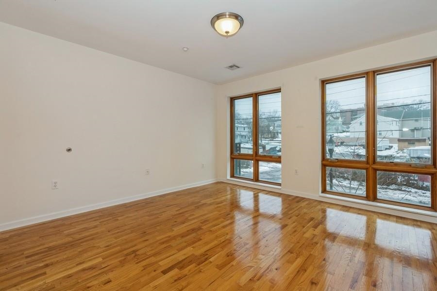 17 Meadow Road, Unit 306 Rutherford, NJ 07070 - Photo 9 of 19