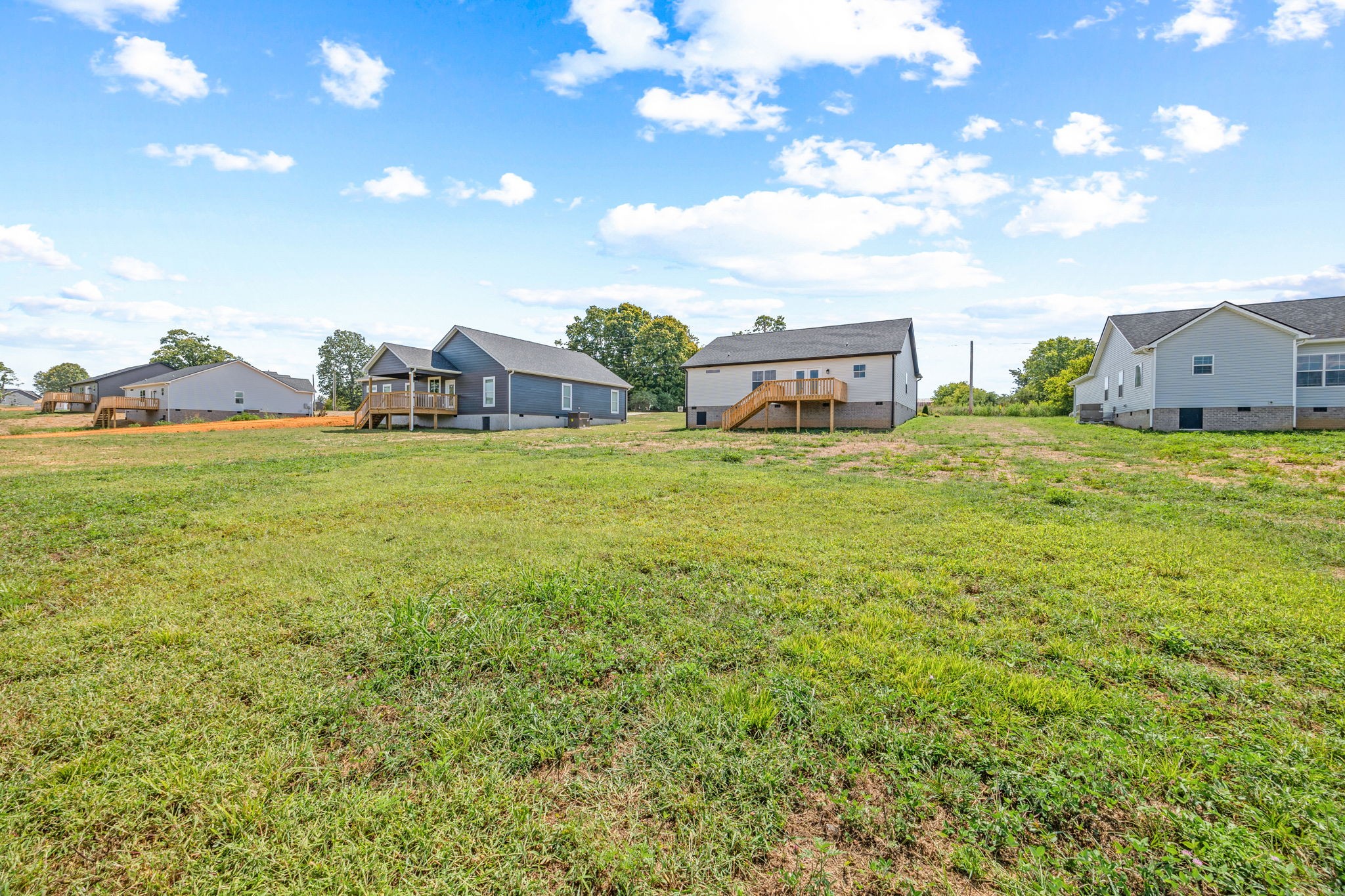 4675 Window Cliff Road Baxter, TN 38544 - Photo 23 of 24 a house view with a garden space