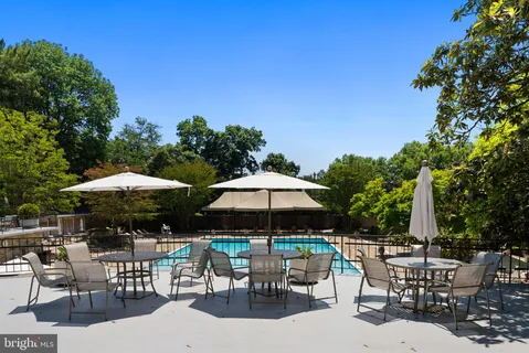 $940,000 | 2801 New Mexico Avenue Northwest, Unit 204, Washington, DC 20007