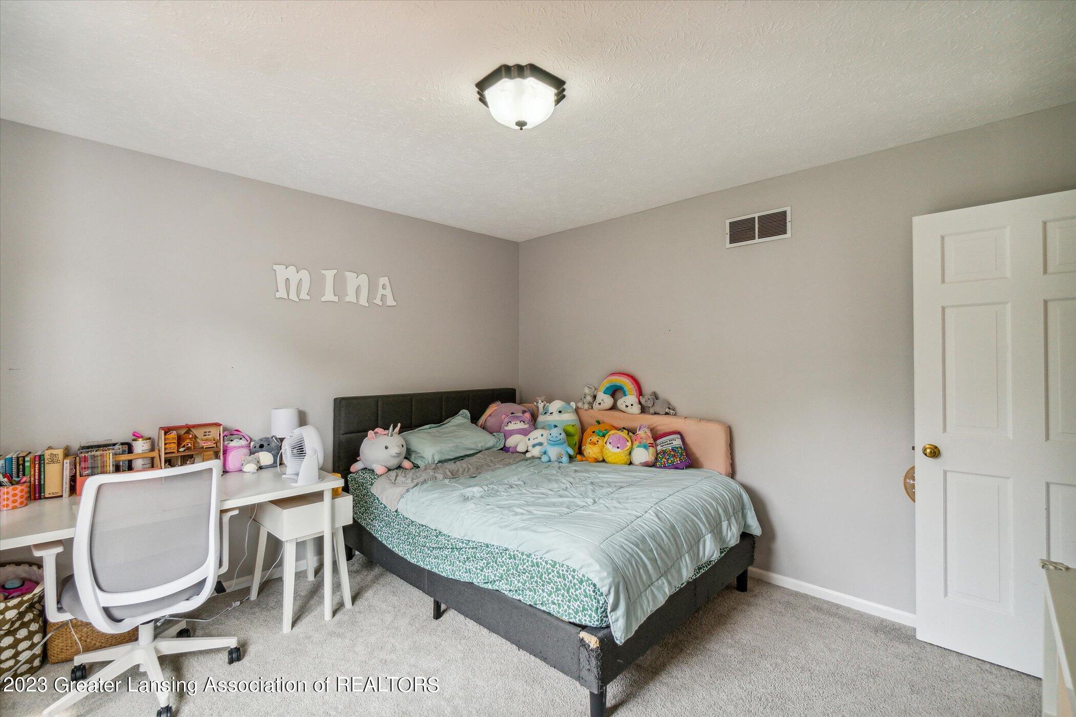 365 Shoesmith Road Haslett, MI 48840 - Photo 20 of 36 38-365-Shoesmith-Rd-Haslett-MI-48840-Win