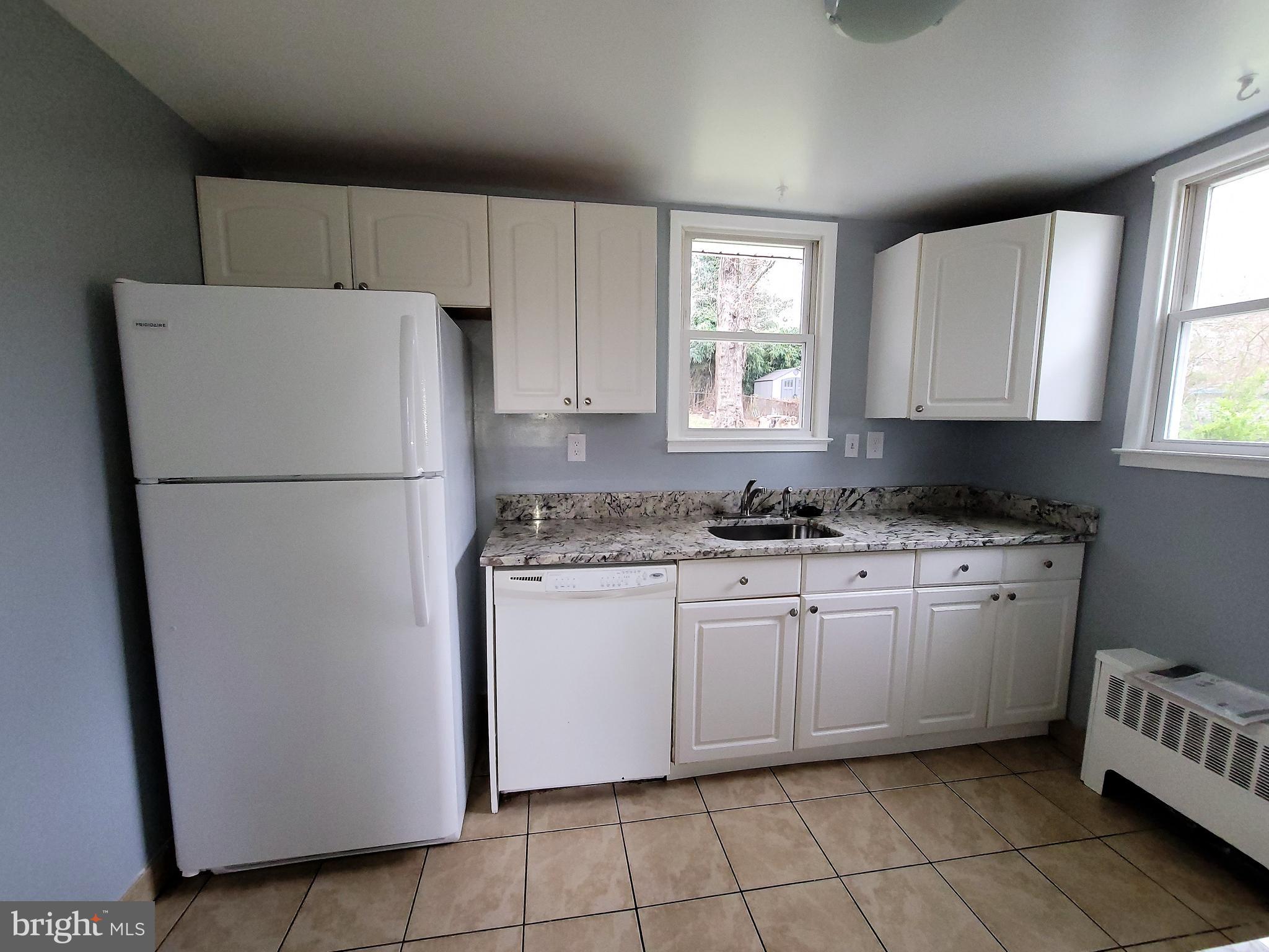15404 Michigan Rd. Woodbridge, VA 22191 - Photo 5 of 32 Gallery Image 5