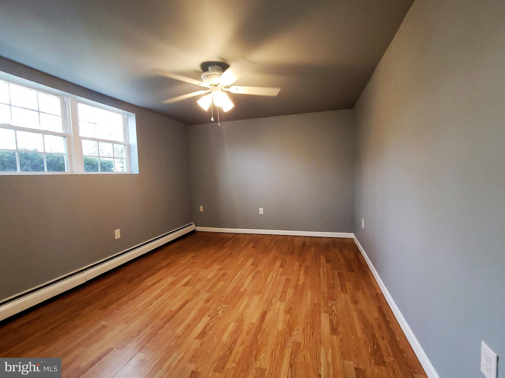 15404 Michigan Rd. Woodbridge, VA 22191 - Photo 9 of 32 Gallery Image 9