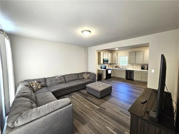 $439,900 | 1661 King Road, Westfield, NC 27053