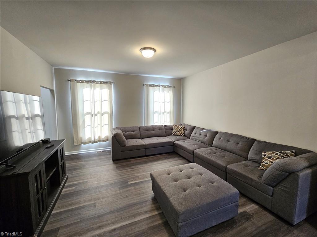 1661 King Road Westfield, NC 27053 - Photo 5 of 27