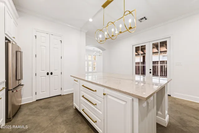 $3,100 | 415 Harbor Road, Youngsville, LA 70592