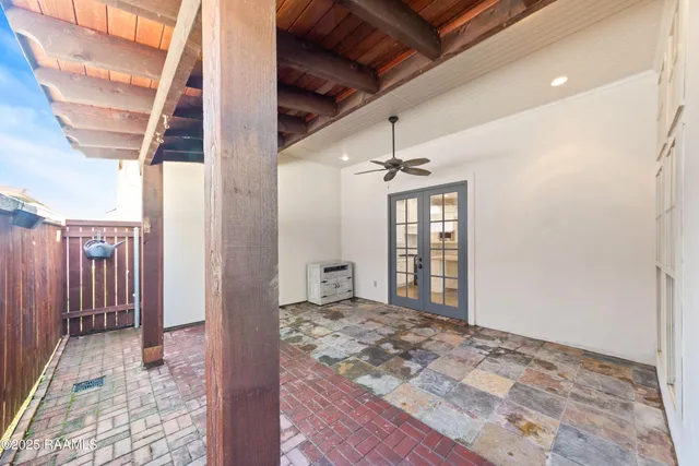 $3,100 | 415 Harbor Road, Youngsville, LA 70592