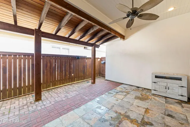 $3,100 | 415 Harbor Road, Youngsville, LA 70592