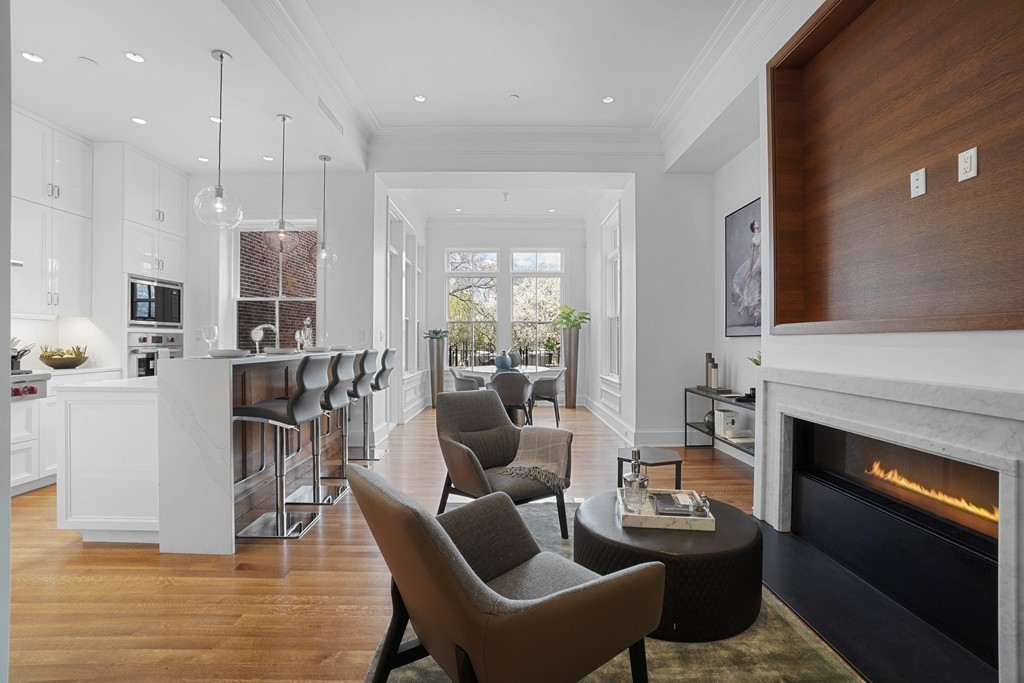 142 Beacon Street, Unit 1 Boston, MA 02116 - Photo 11 of 40