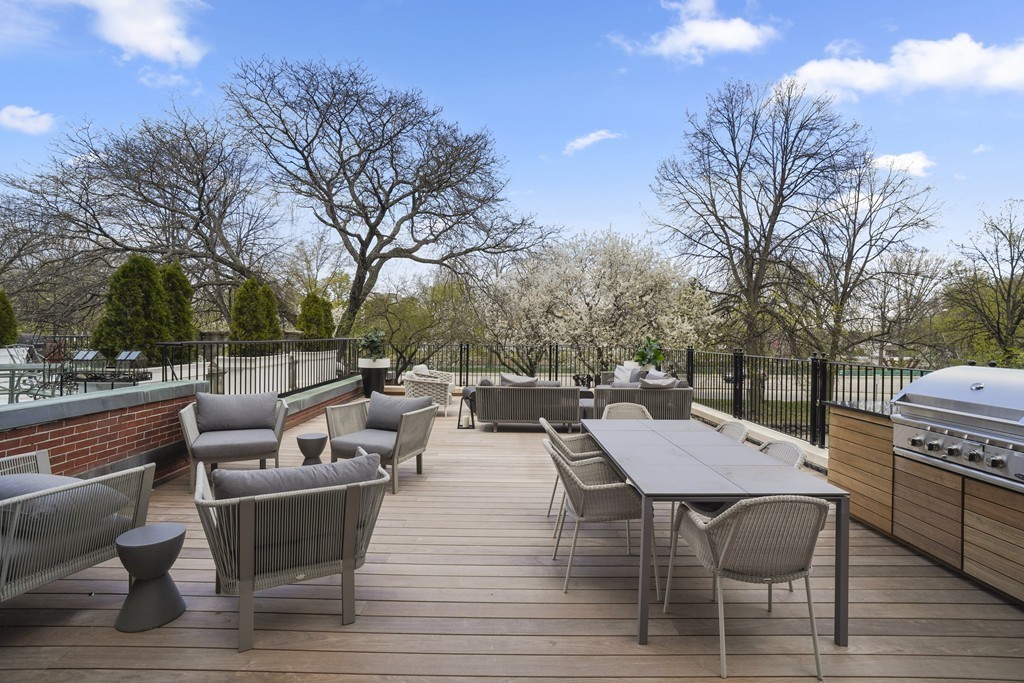 142 Beacon Street, Unit 1 Boston, MA 02116 - Photo 18 of 40