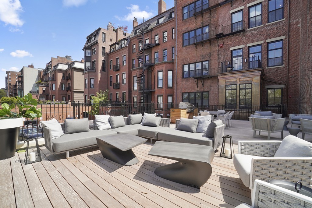 142 Beacon Street, Unit 1 Boston, MA 02116 - Photo 20 of 40