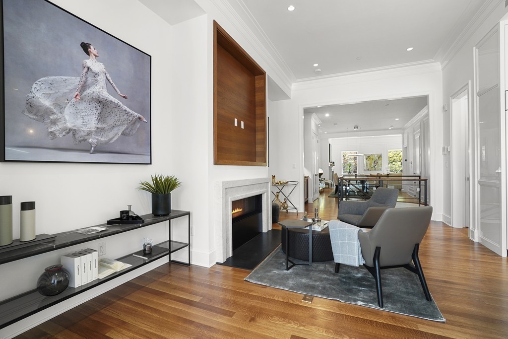 142 Beacon Street, Unit 1 Boston, MA 02116 - Photo 10 of 40