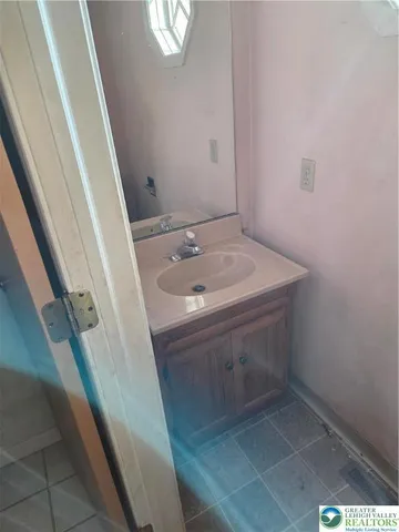 $225,000 | 314 Ridgeview Drive, Alburtis, PA 18011