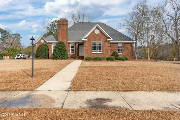 $459,000 | 1301 Par Drive, Kinston, NC 28504