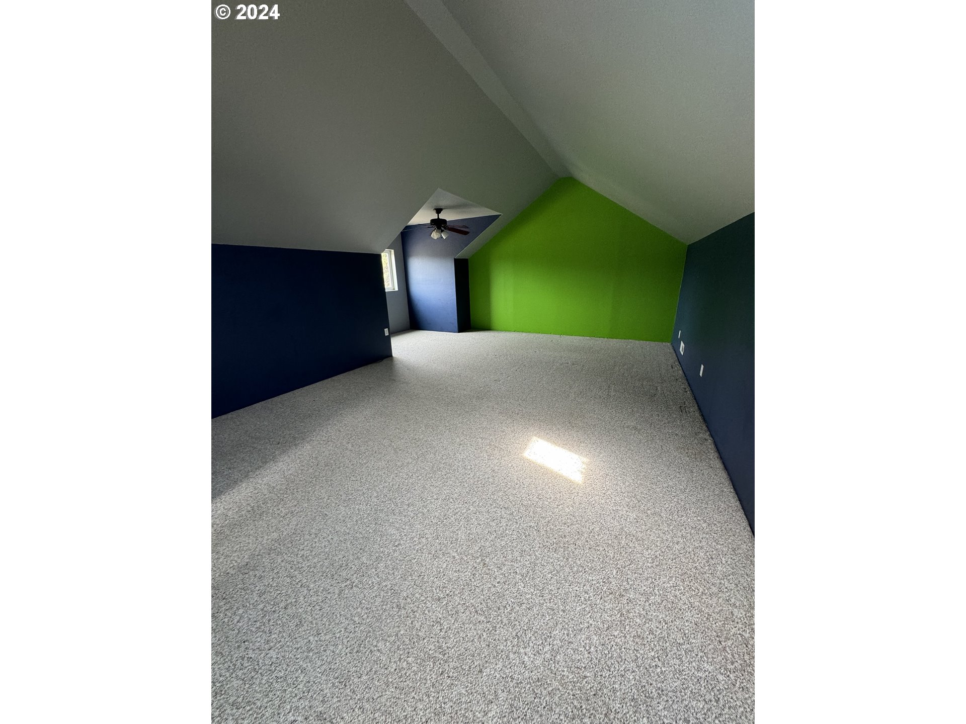 508 3rd Avenue Dallesport, WA 98617 - Photo 21 of 48 a view of a room