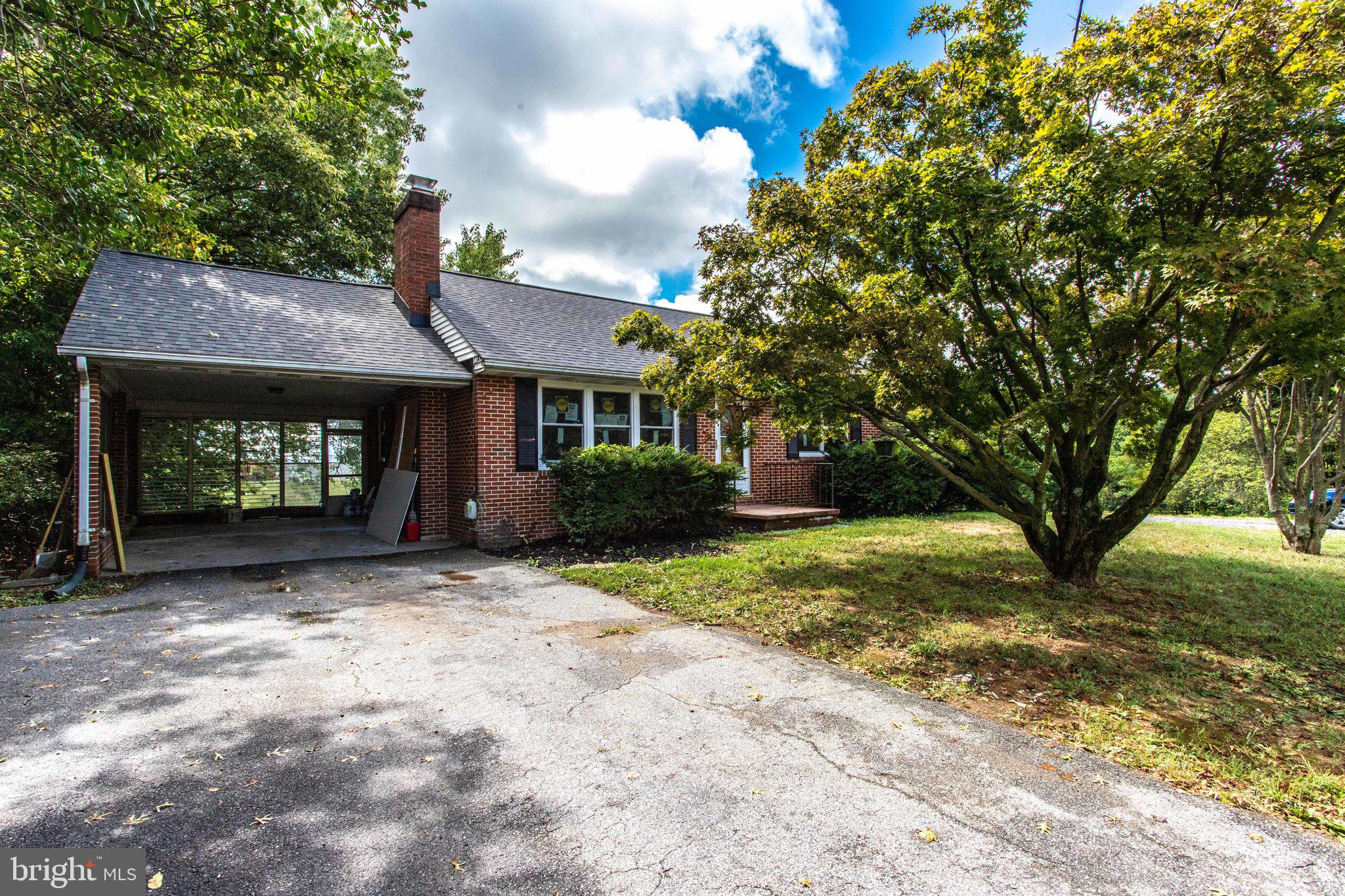 10927 Liberty Road Frederick, MD 21701 - Photo 5 of 67 Gallery Image 5