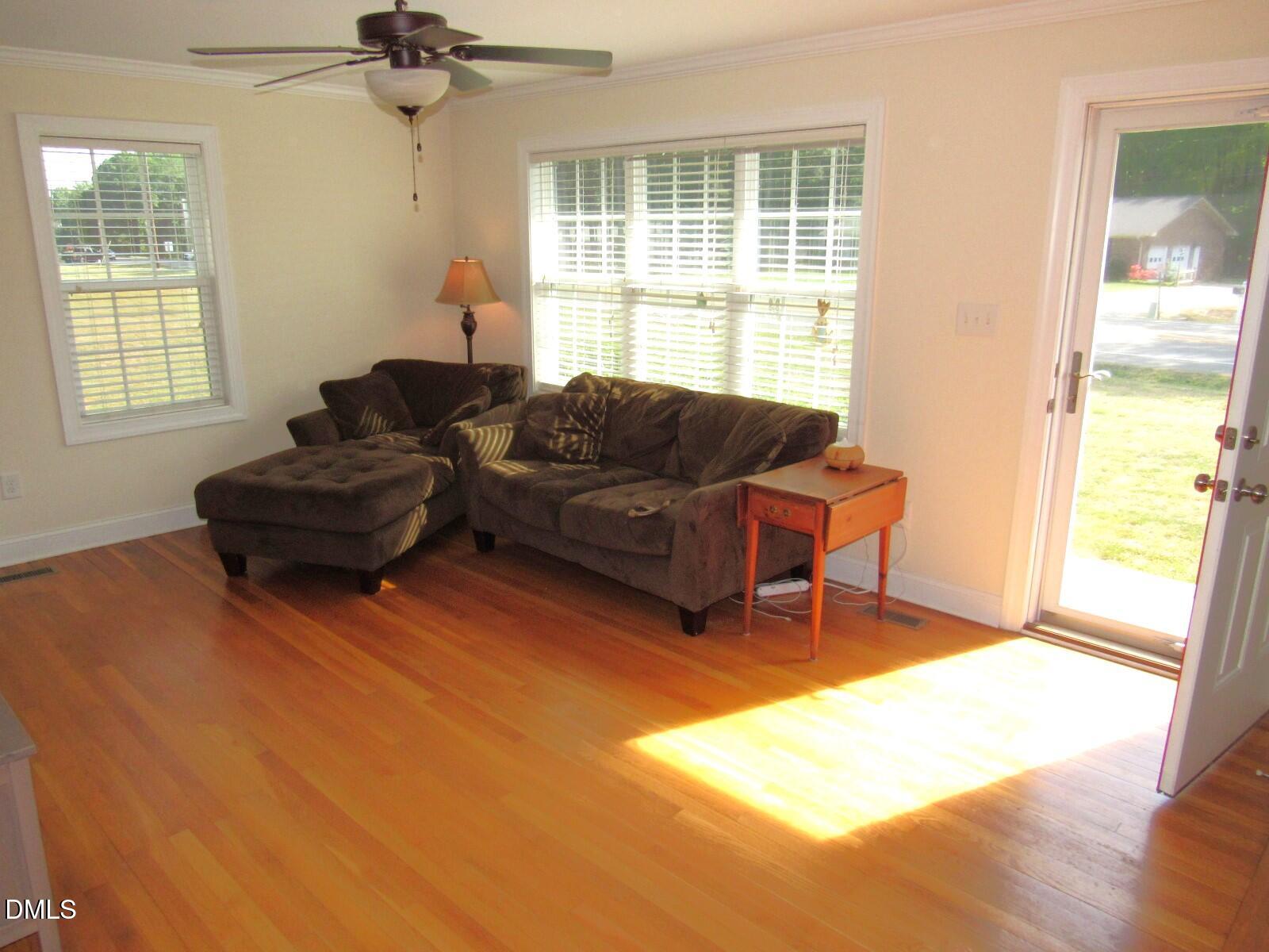 2038 Gate 2 Road Creedmoor, NC 27522 - Photo 3 of 33 Living room