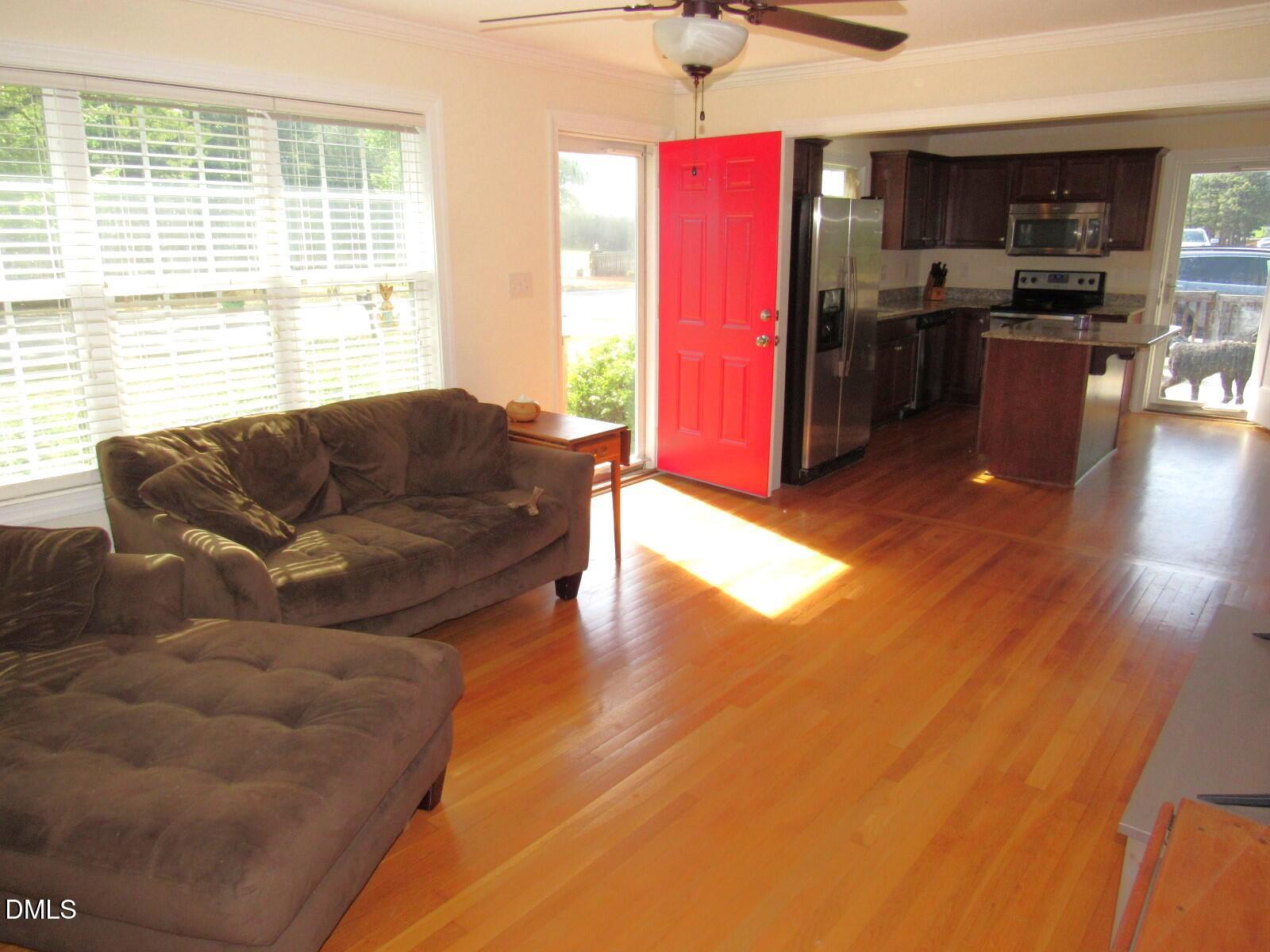 2038 Gate 2 Road Creedmoor, NC 27522 - Photo 4 of 33 Living room