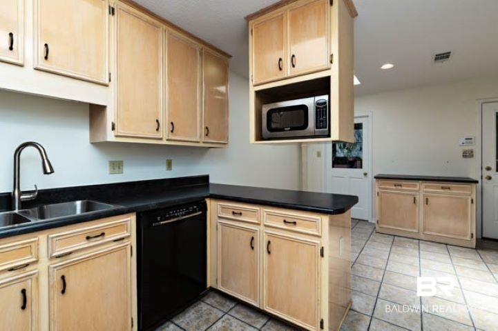 12 Stonebridge Court Mobile, AL 36608 - Photo 22 of 38
