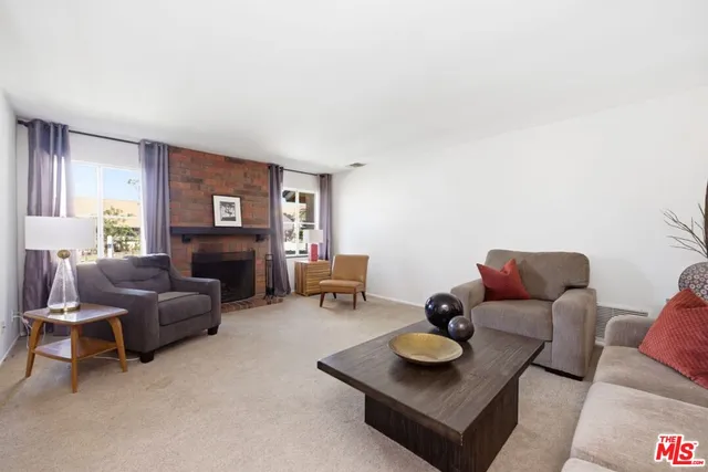 $1,369,000 | 1320 Nonchalant Drive, Simi Valley, CA 93065