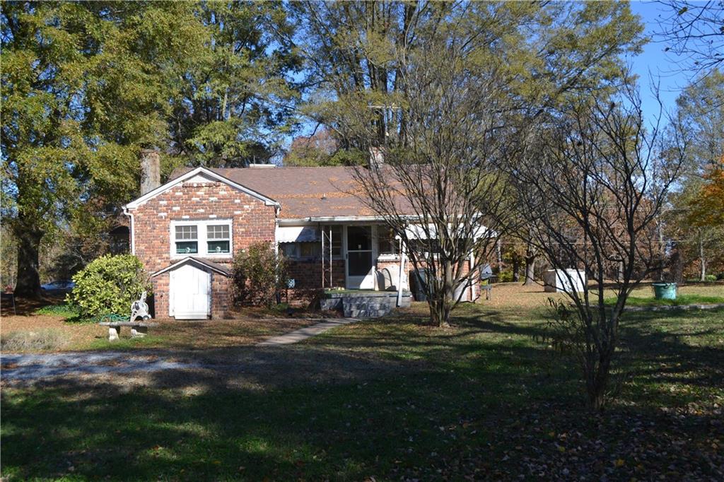 3281 Plateau Road Newton, NC 28658 - Photo 9 of 19 Gallery Image 9