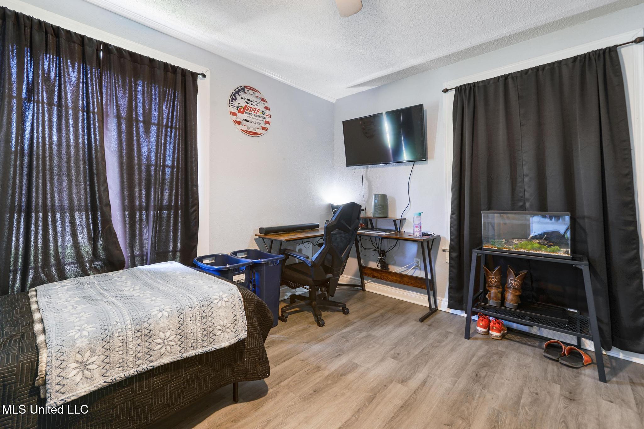 7621 Elder Ferry Road Moss Point, MS 39563 - Photo 13 of 32 014