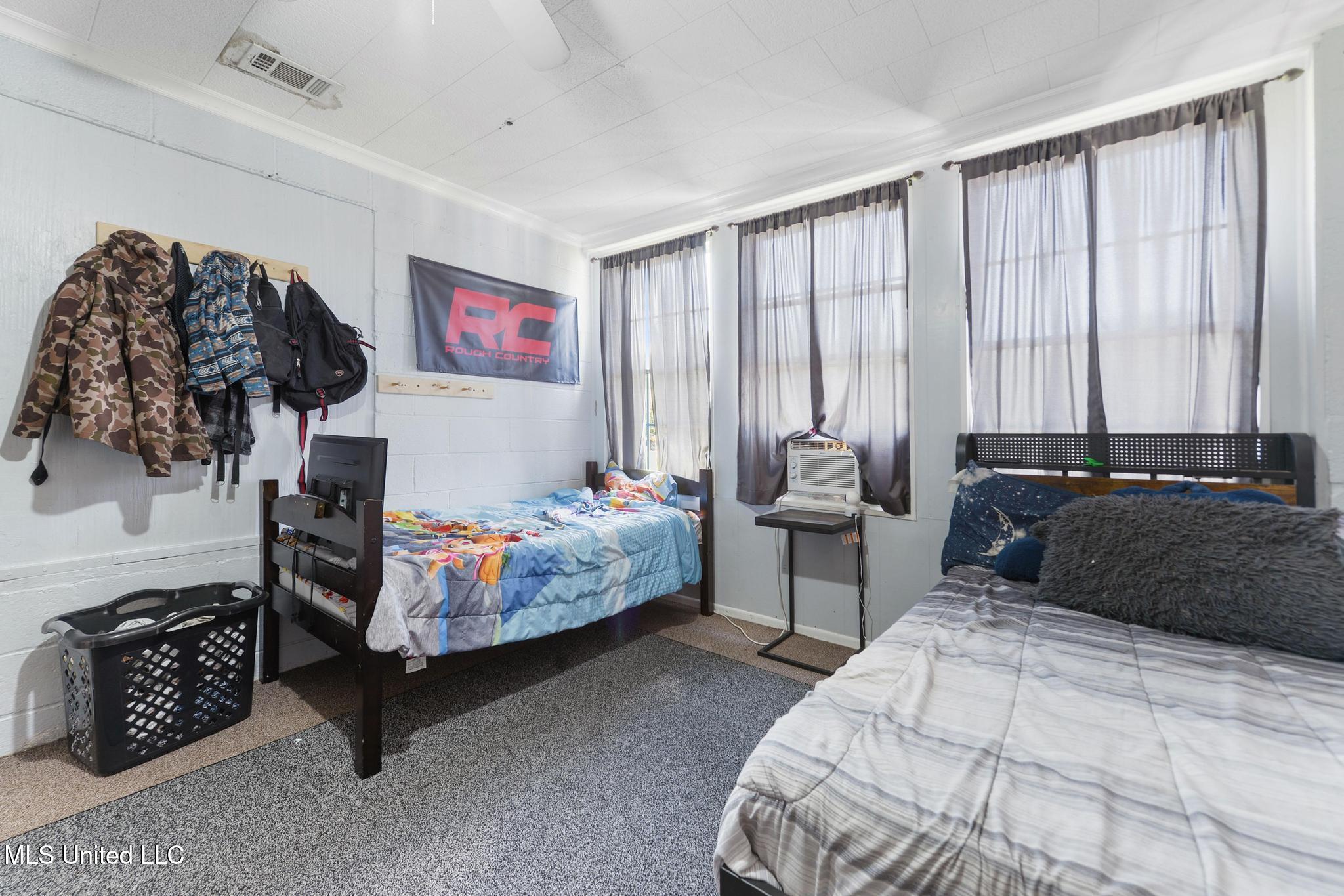 7621 Elder Ferry Road Moss Point, MS 39563 - Photo 15 of 32 016