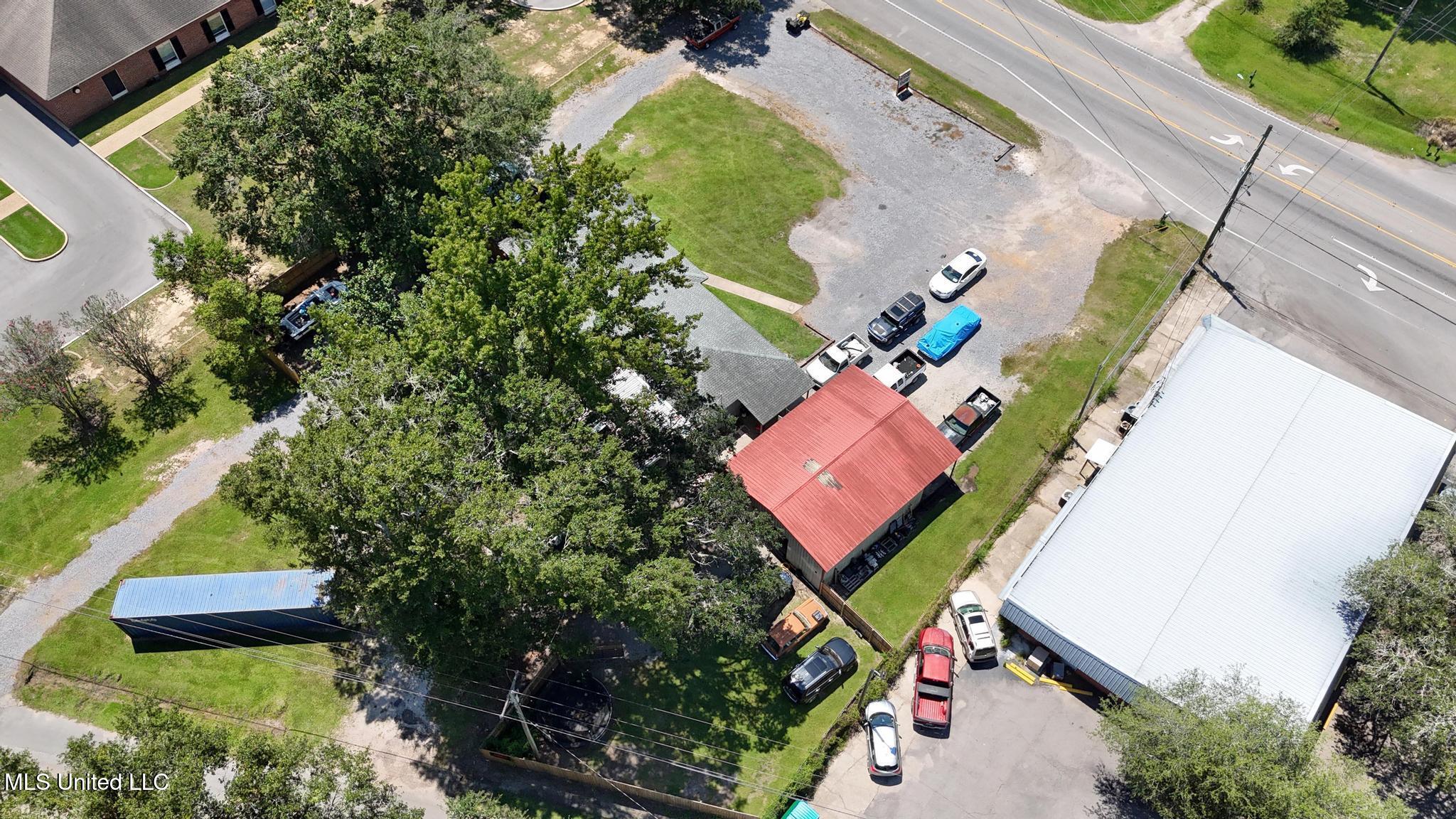 7621 Elder Ferry Road Moss Point, MS 39563 - Photo 27 of 32 028