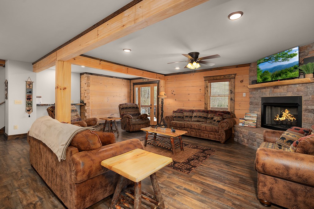 136 B Pack Creek Road Blue Ridge, GA 30513 - Photo 66 of 87 a living room with furniture fireplace and a table