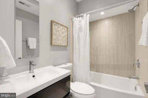 $799,900 | 1735 1st Street Northwest, Unit 2, Washington, DC 20001