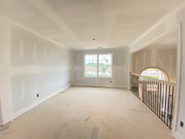 3612 Oakland Road Clarksville, TN 37040 - Photo 8 of 17 an empty room with windows