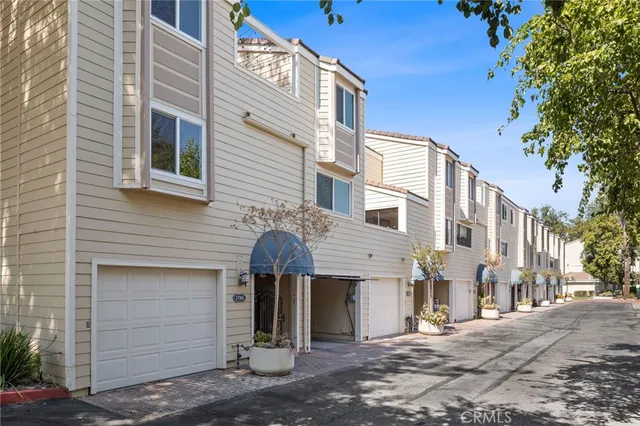 $1,099,000 | 1176 South Westlake Boulevard, Westlake Village, CA 91361