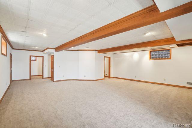 3641 Mann Road Clarkston, MI 48346 - Photo 34 of 63