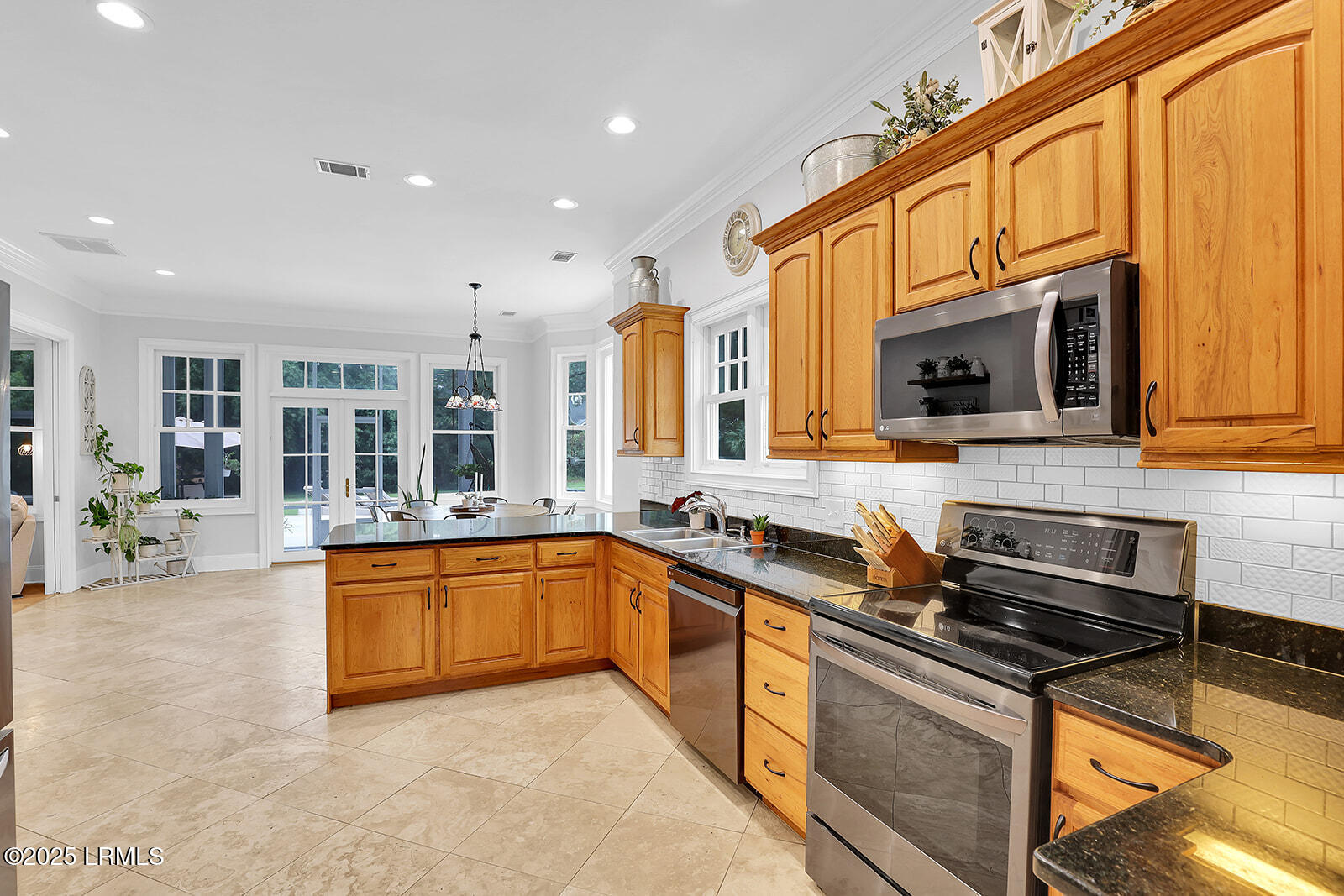 4 Hidden Lake Court Bluffton, SC 29910 - Photo 31 of 82 IMG_2237