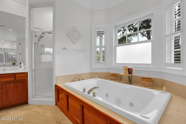 $1,349,000 | 4 Hidden Lake Court, Bluffton, SC 29910