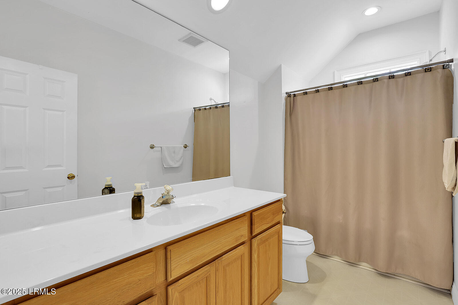 4 Hidden Lake Court Bluffton, SC 29910 - Photo 55 of 82 IMG_2302