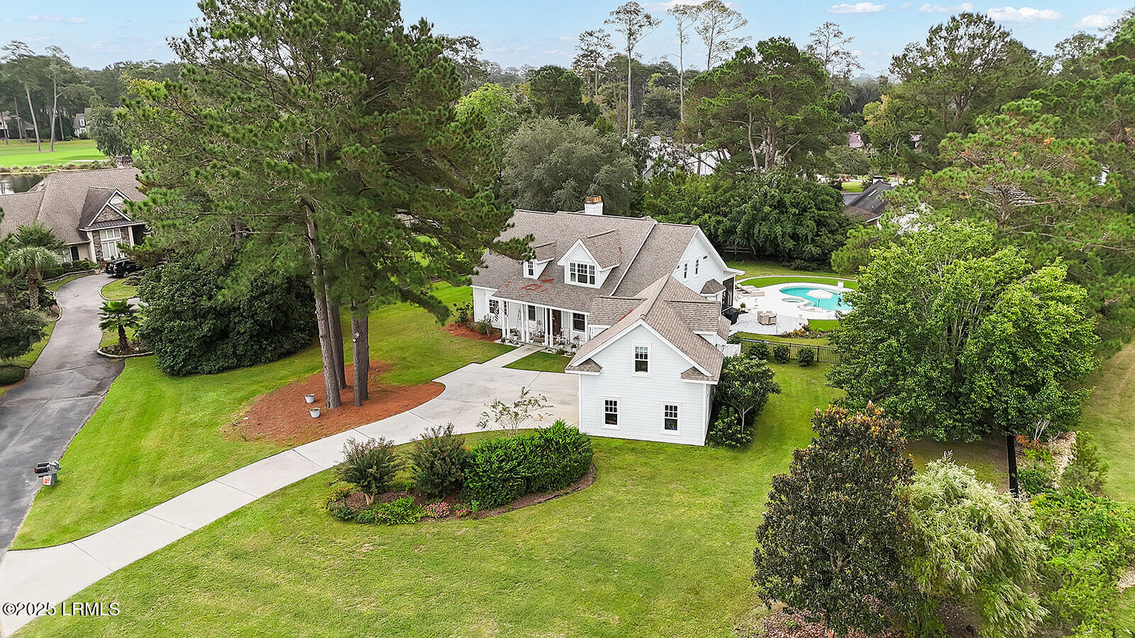 4 Hidden Lake Court Bluffton, SC 29910 - Photo 10 of 82 DJI_20251007121802_0003_D