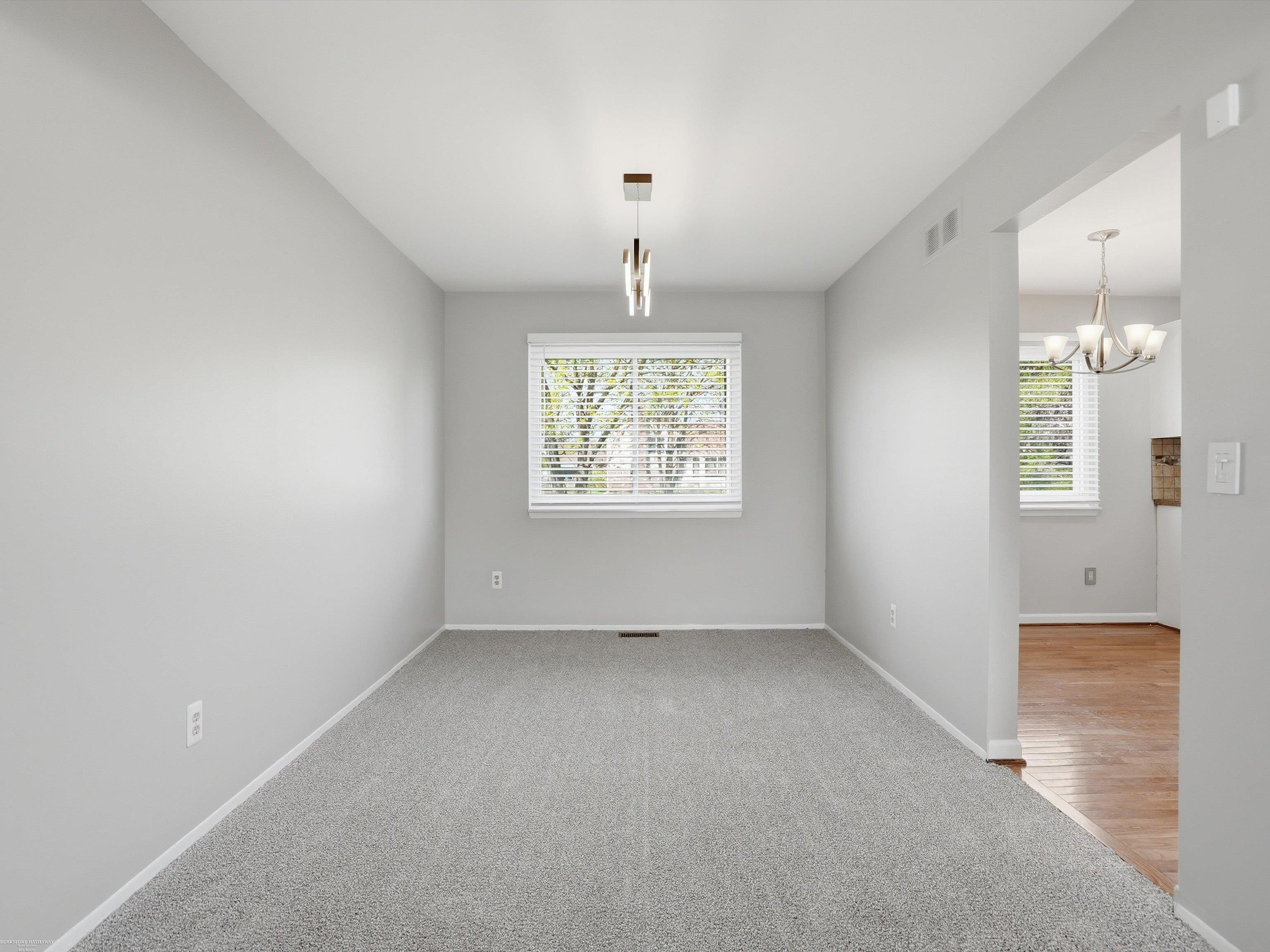 1405 Shaker Street Troy, MI 48083 - Photo 13 of 51 50205374-ab9d9e47-3a3d-4c9f-a231-fd31066dbfe6.JPG