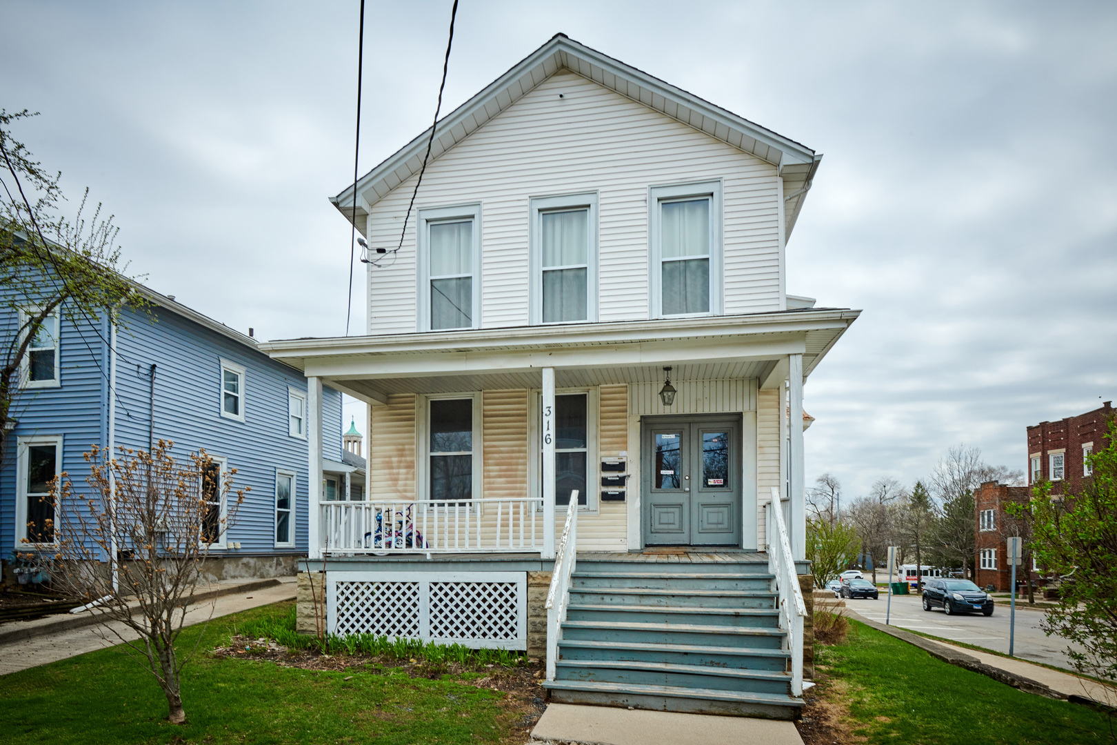316 Oneida Street Joliet, IL 60435 - Photo 2 of 26