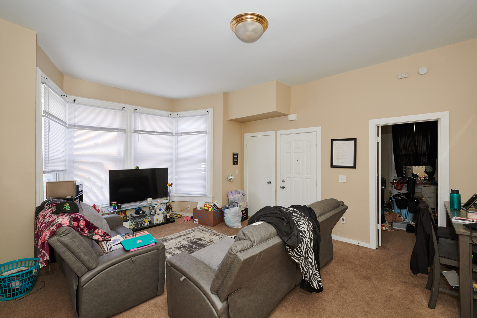 316 Oneida Street Joliet, IL 60435 - Photo 4 of 26