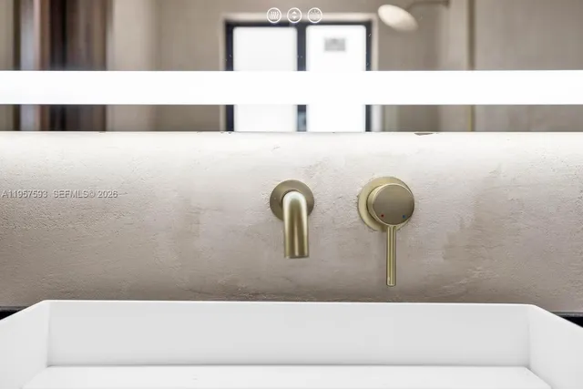 $2,800 | 8931 Northeast 2nd Avenue, Unit S4, El Portal, FL 33138