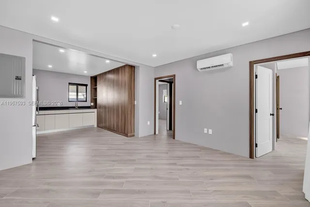 $2,800 | 8931 Northeast 2nd Avenue, Unit S4, El Portal, FL 33138