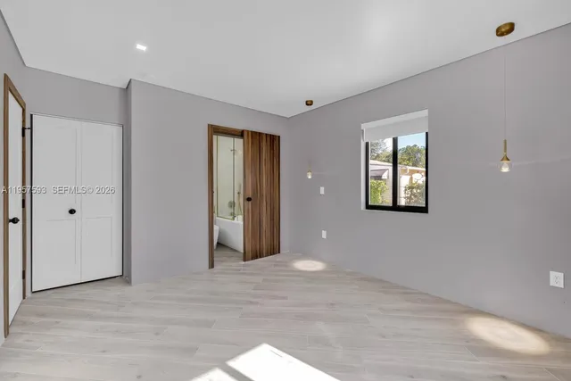 $2,800 | 8931 Northeast 2nd Avenue, Unit S4, El Portal, FL 33138