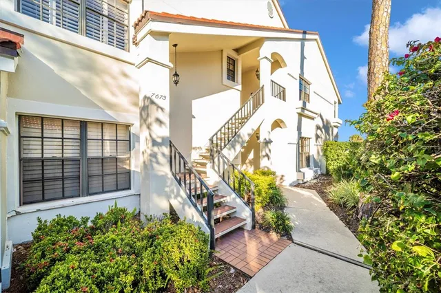 $2,500 | 7669 Fairway Woods Drive, Unit 704, Sarasota, FL 34238
